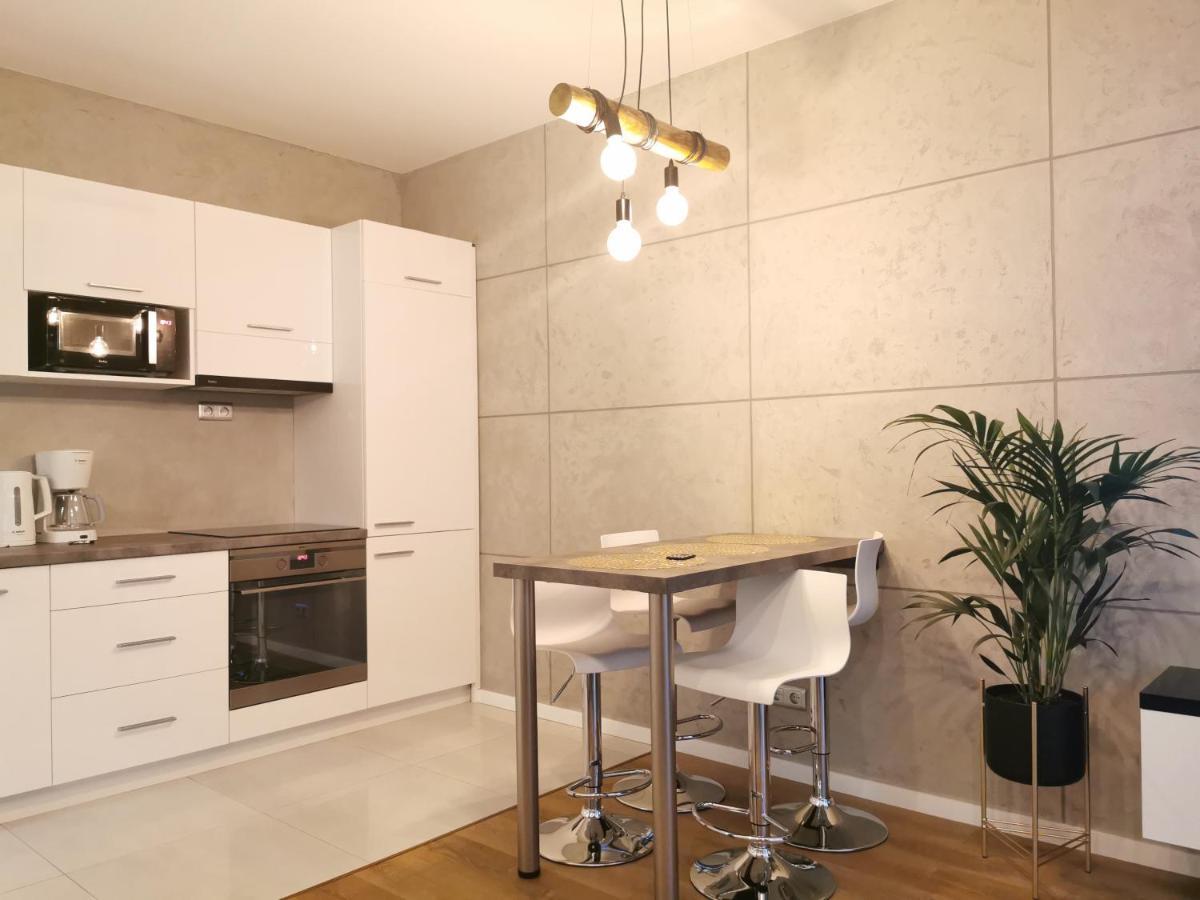 Apartament Platynowy W Centrum Miasta Częstochowa Exterior foto