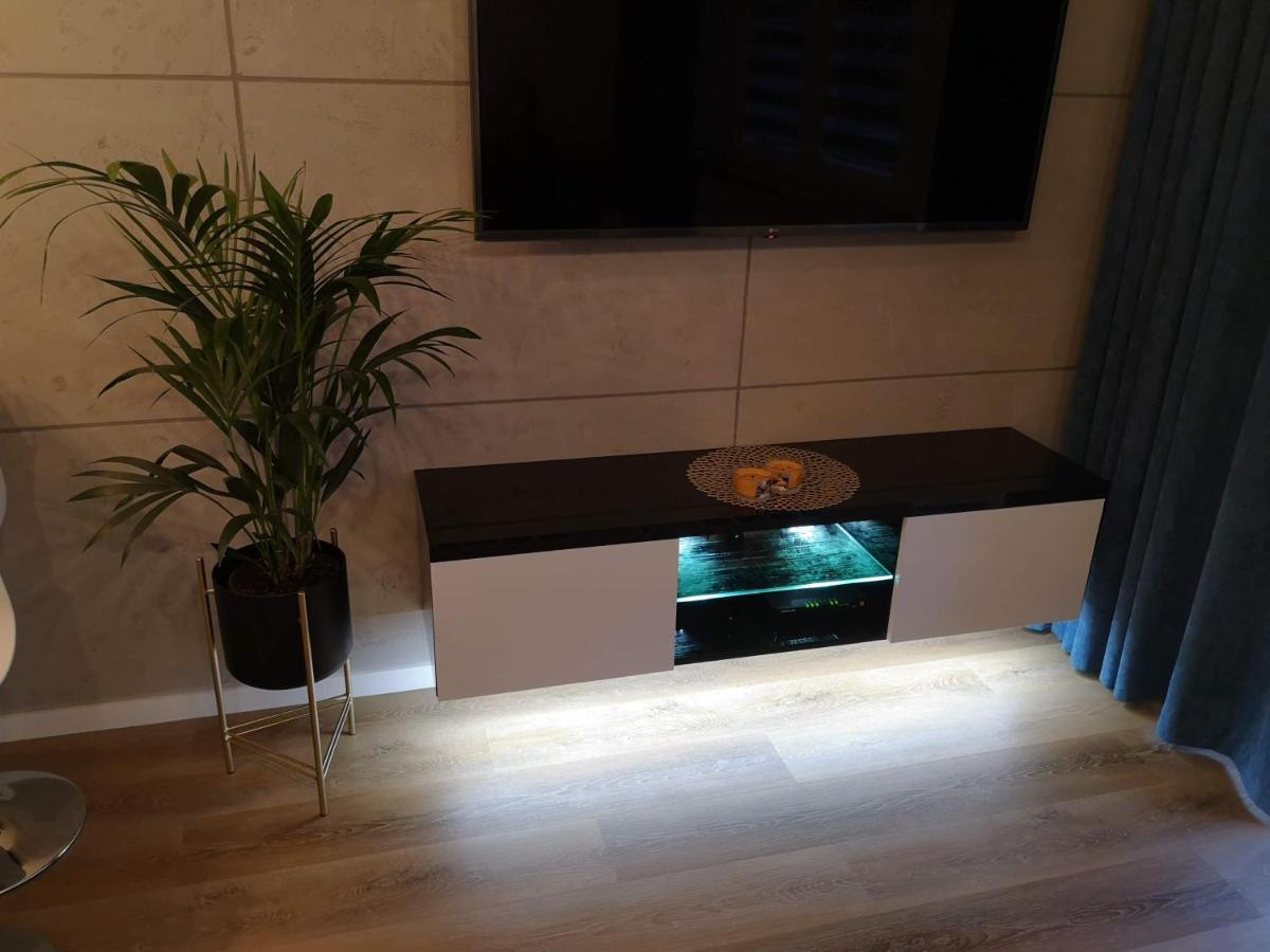 Apartament Platynowy W Centrum Miasta Częstochowa Exterior foto
